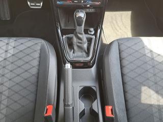 Volkswagen T-Cross R-Line – image 7 of 21
