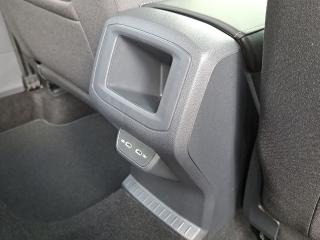 Volkswagen T-Cross R-Line – image 14 of 21