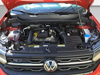 Volkswagen T-Cross R-Line – image 17 of 21