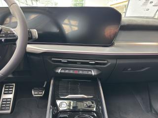 Audi Q3 Sportback S line – image 6 of 18