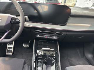 Audi Q3 Sportback S line – image 7 of 18