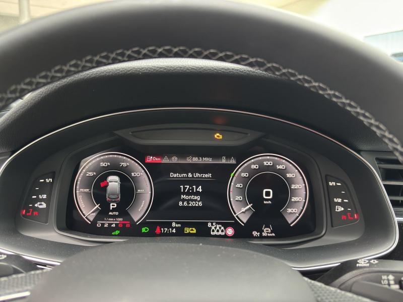 Audi Q7 S line – image 9 of 19