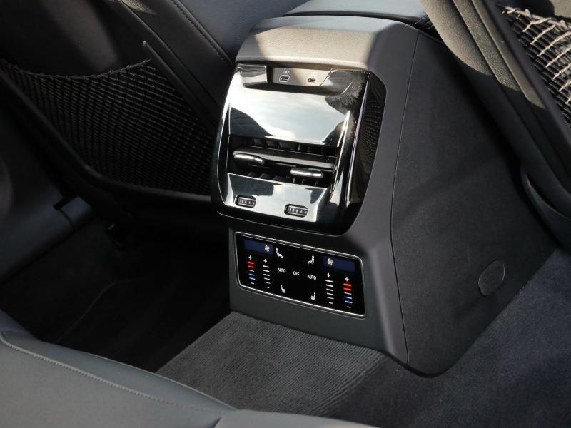 Audi A6 Avant – image 17 of 25