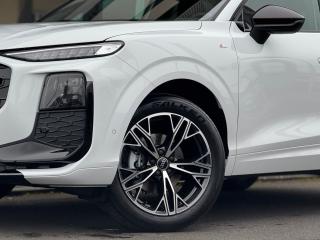 Audi Q3 Sportback S line – image 7 of 17