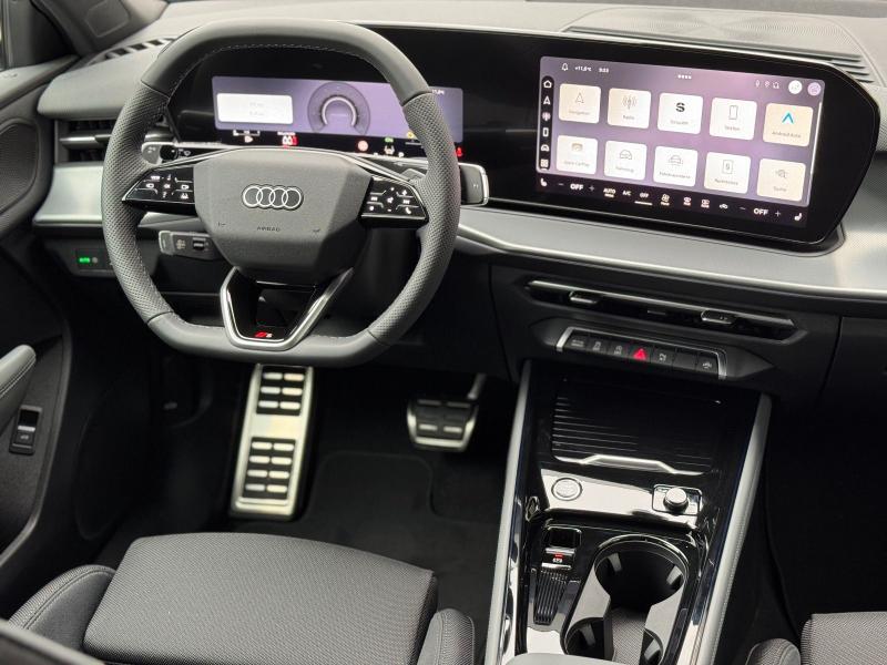 Audi Q3 Sportback S line – image 8 of 17
