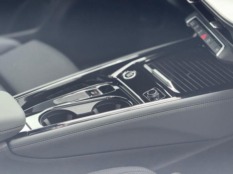 Audi Q3 Sportback S line – image 11 of 17