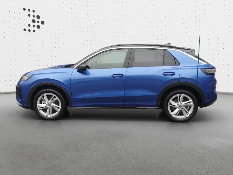 Volkswagen T-Roc LIFE – image 3 of 18