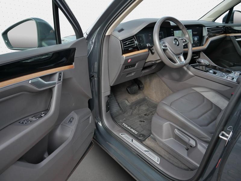 Volkswagen Touareg Atmosphere – image 14 of 23
