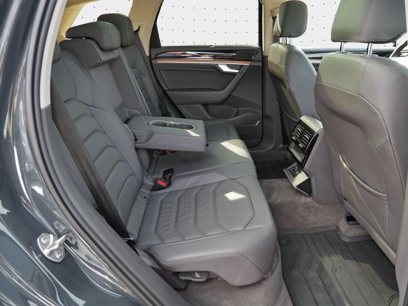 Volkswagen Touareg Atmosphere – image 16 of 23
