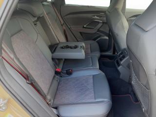 Audi Q5 S line – image 15 of 23