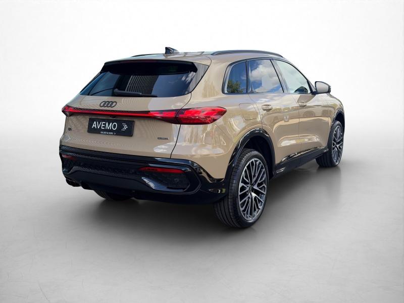 Audi Q5 S line – image 2 of 23