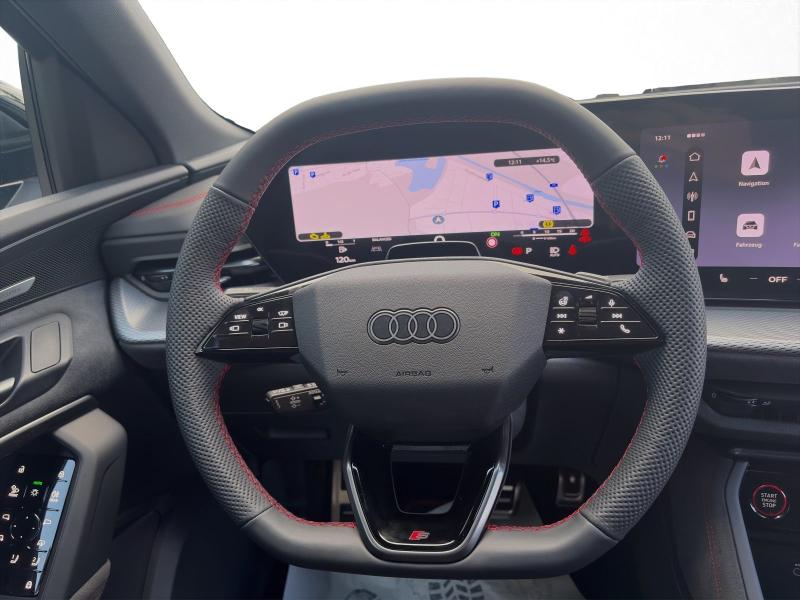 Audi Q5 S line – image 7 of 23