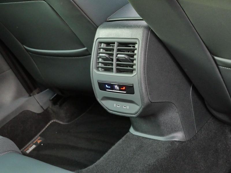 Cupra Formentor Basis – image 17 of 23