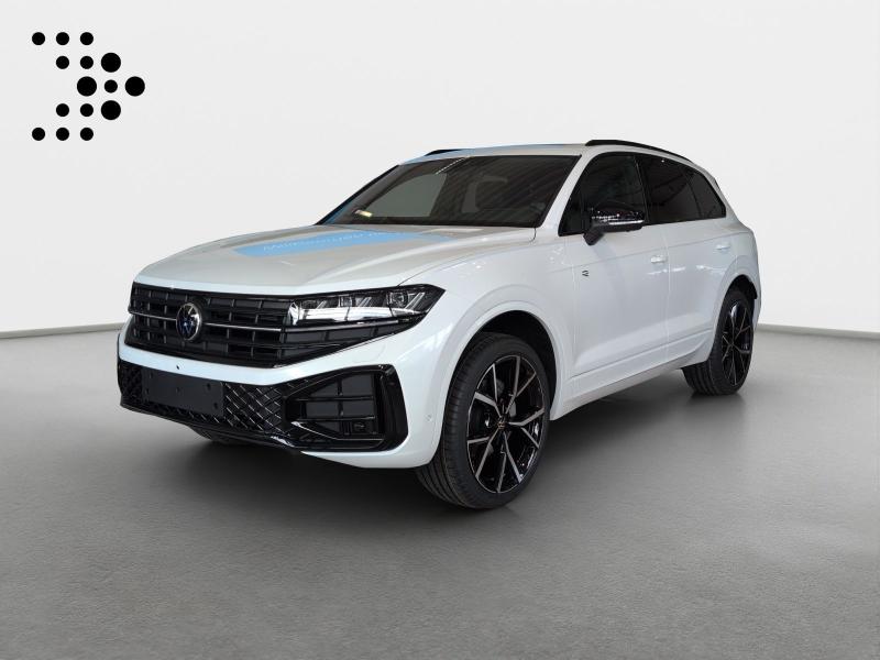 Volkswagen Touareg R-Line – image 1 of 15