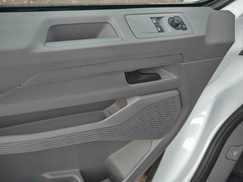 Volkswagen T7 Transporter – Bild 21 von 24