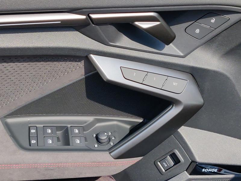 Audi RS 3 Sportback RS – image 15 of 25