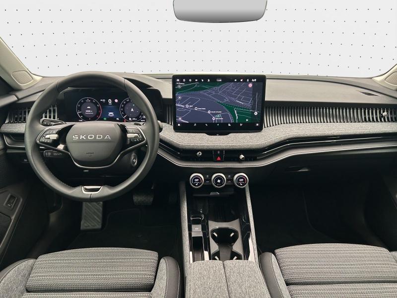 Škoda Superb Selection – image 5 of 17