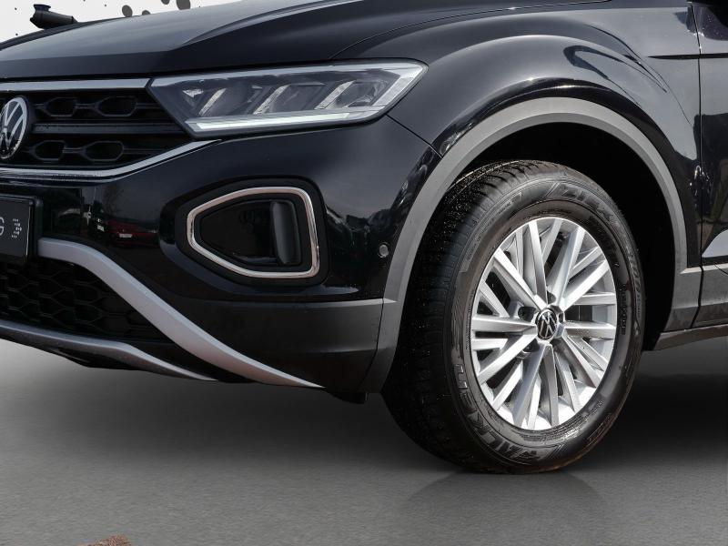 Volkswagen T-Roc LIFE – image 13 of 23