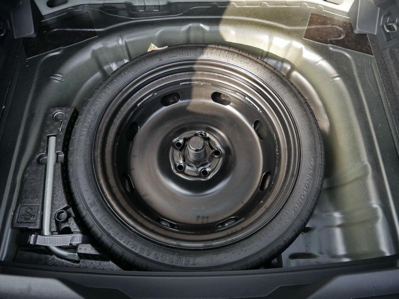 Volkswagen T-Roc LIFE – image 22 of 23