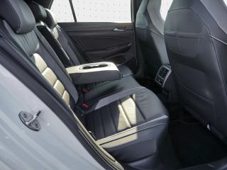 Volkswagen Golf GTE – image 16 of 25