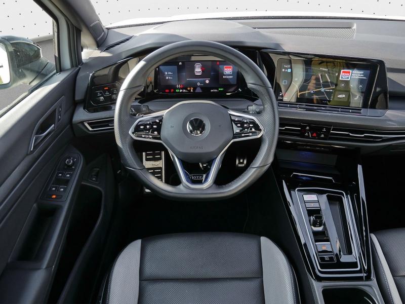 Volkswagen Golf GTE – image 8 of 25