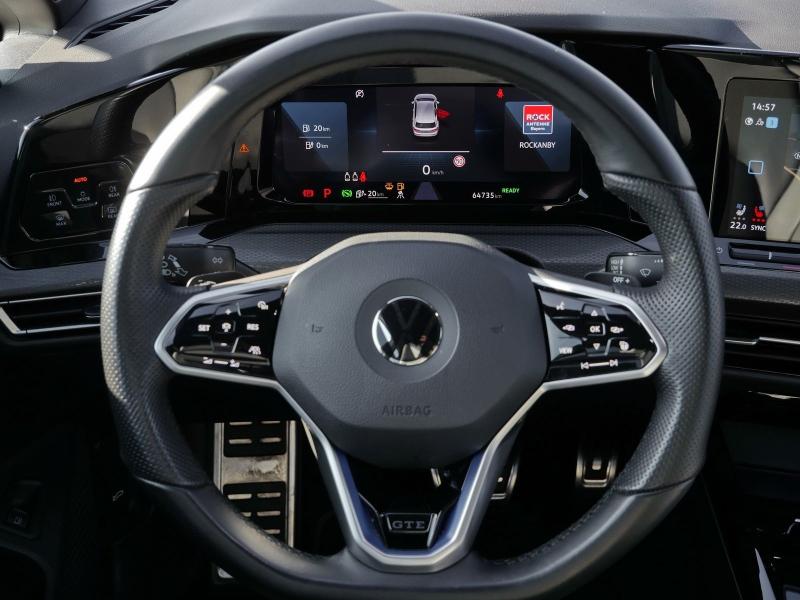 Volkswagen Golf GTE – image 9 of 25