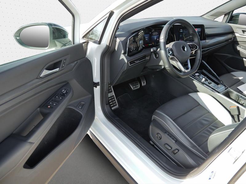 Volkswagen Golf GTE – image 14 of 25