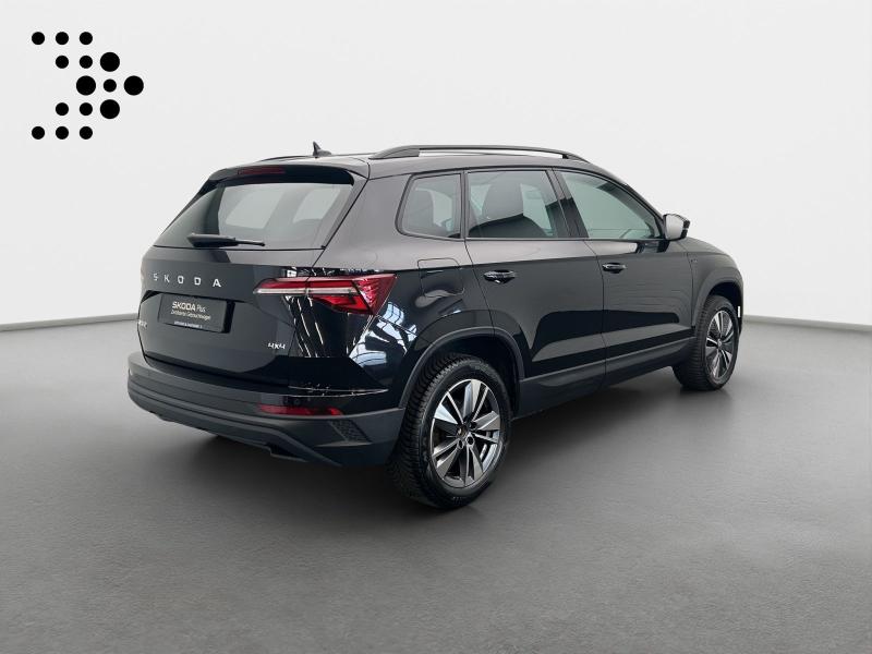 Škoda Karoq Selection – image 2 of 18