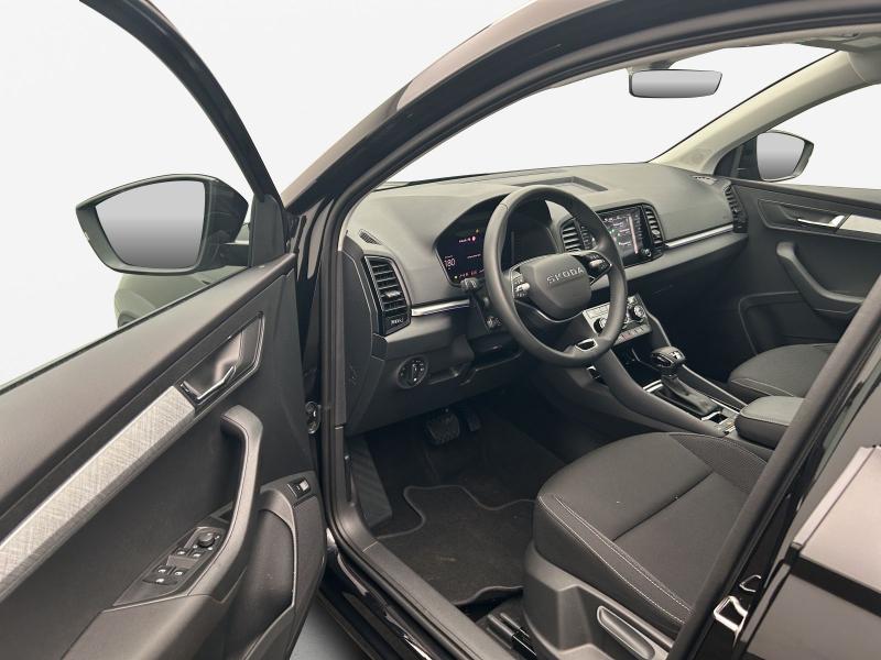 Škoda Karoq Selection – image 14 of 18
