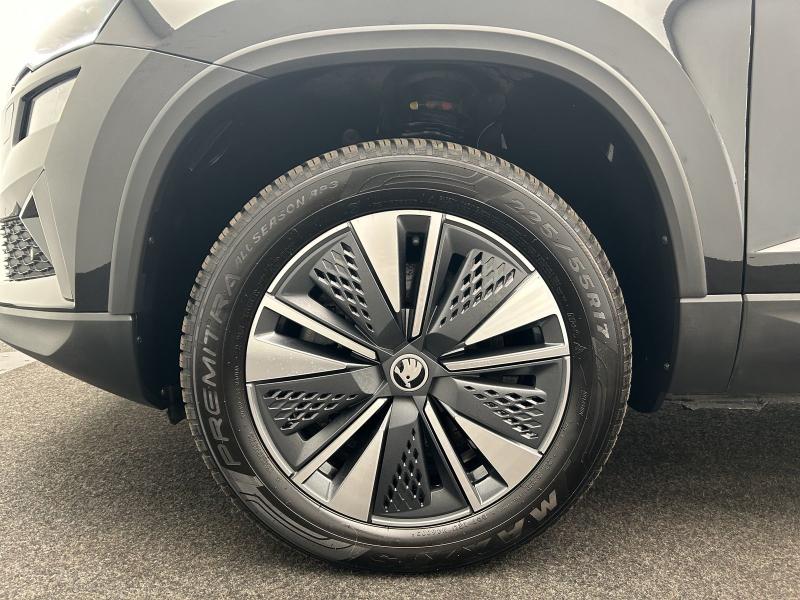 Škoda Karoq Selection – image 17 of 18