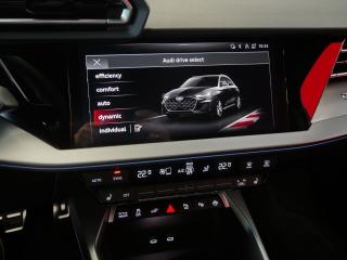 Audi A3 Sportback S line – image 19 of 23