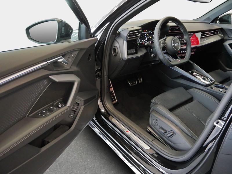 Audi A3 Sportback S line – image 14 of 23
