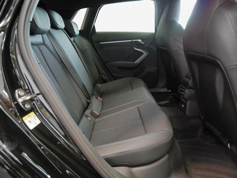 Audi A3 Sportback S line – image 16 of 23