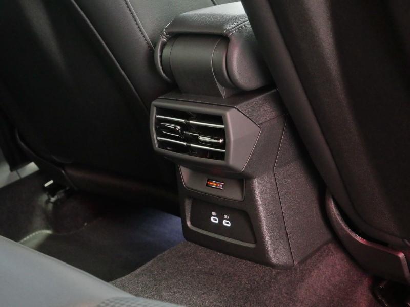 Audi A3 Sportback S line – image 17 of 23