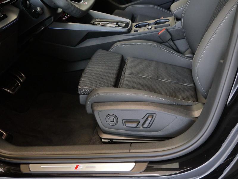 Audi A3 Sportback S line – image 21 of 23
