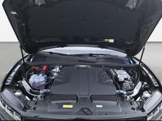Volkswagen Touareg R-Line – image 18 of 25