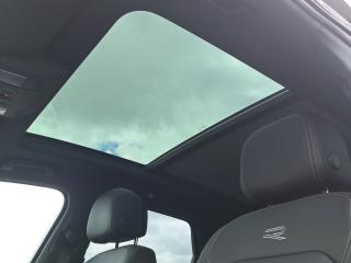 Volkswagen Touareg R-Line – image 23 of 25