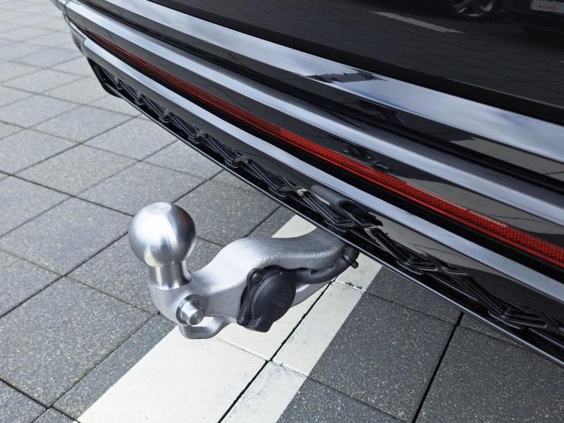 Volkswagen Touareg R-Line – image 20 of 25