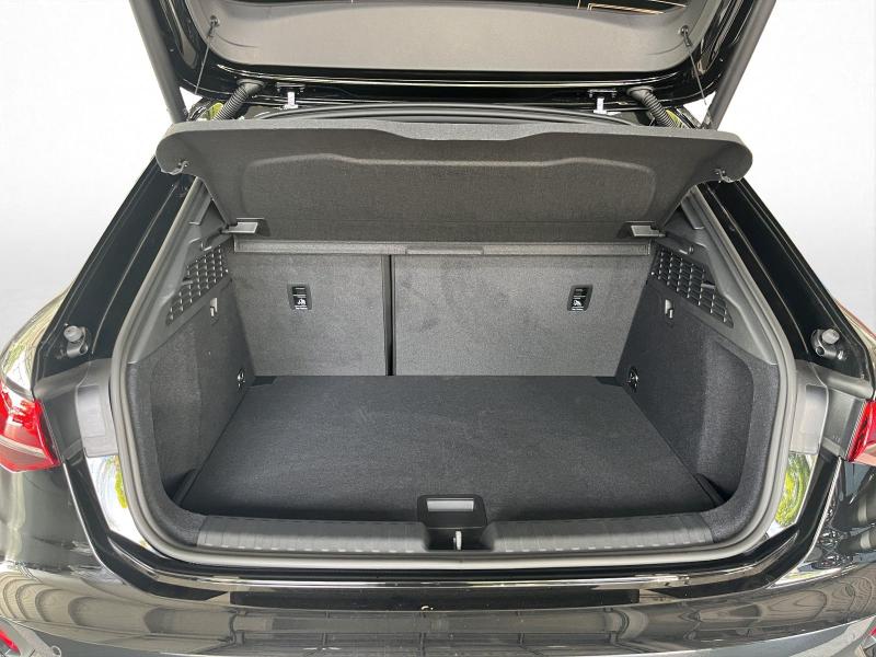 Audi A3 Sportback S line – image 10 of 14