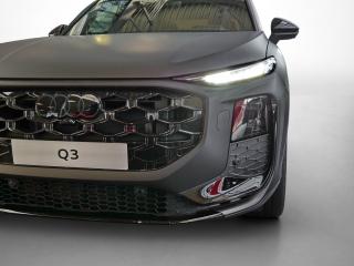 Audi Q3 S line – image 12 of 23