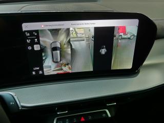 Audi Q3 S line – image 15 of 23