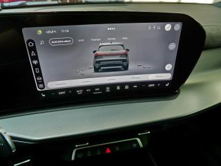 Audi Q3 S line – image 19 of 23