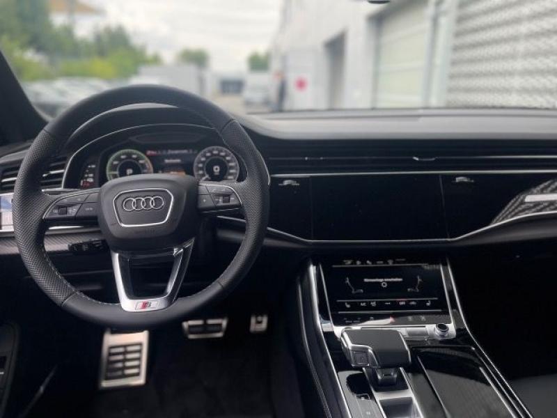 Audi Q8 S line – Bild 7 von 10