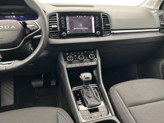 Škoda Karoq Selection – image 7 of 16
