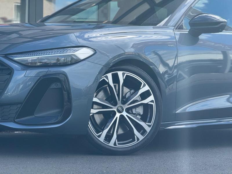 Audi A5 Avant S line – image 7 of 17
