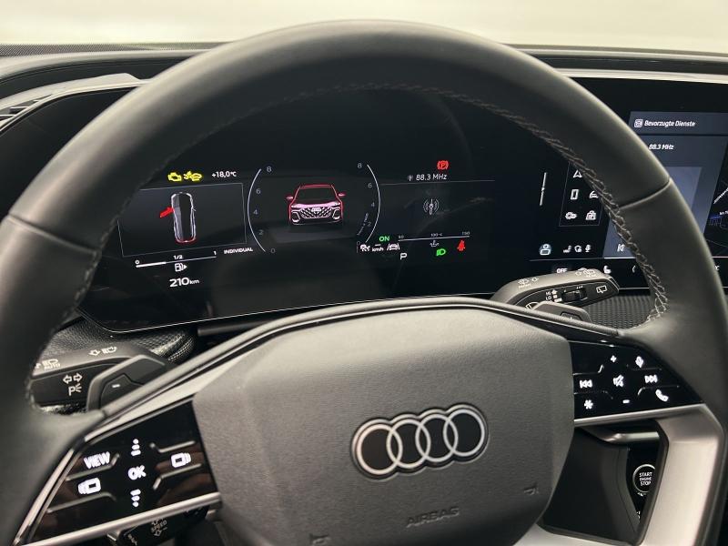 Audi Q5 – image 9 of 18