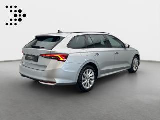 Škoda Octavia Selection – image 2 of 16