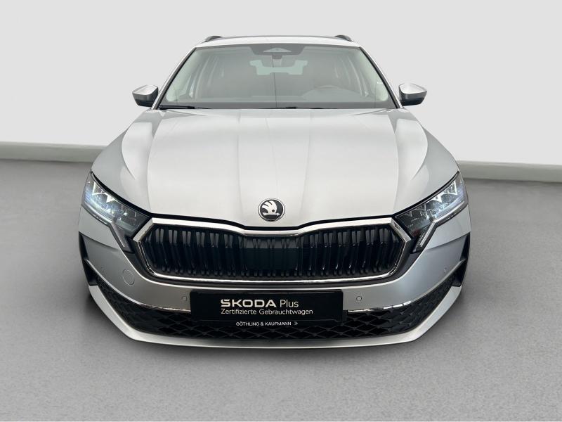 Škoda Octavia Selection – image 12 of 16