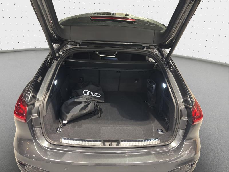 Audi A5 Avant S line – image 11 of 18