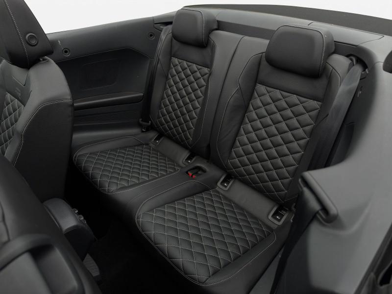 Volkswagen T-Roc Cabriolet R-Line – Bild 15 von 20